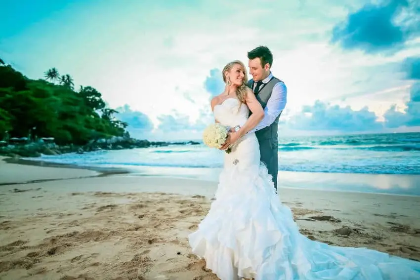 beach wedding photography services in Koh Phi Phi